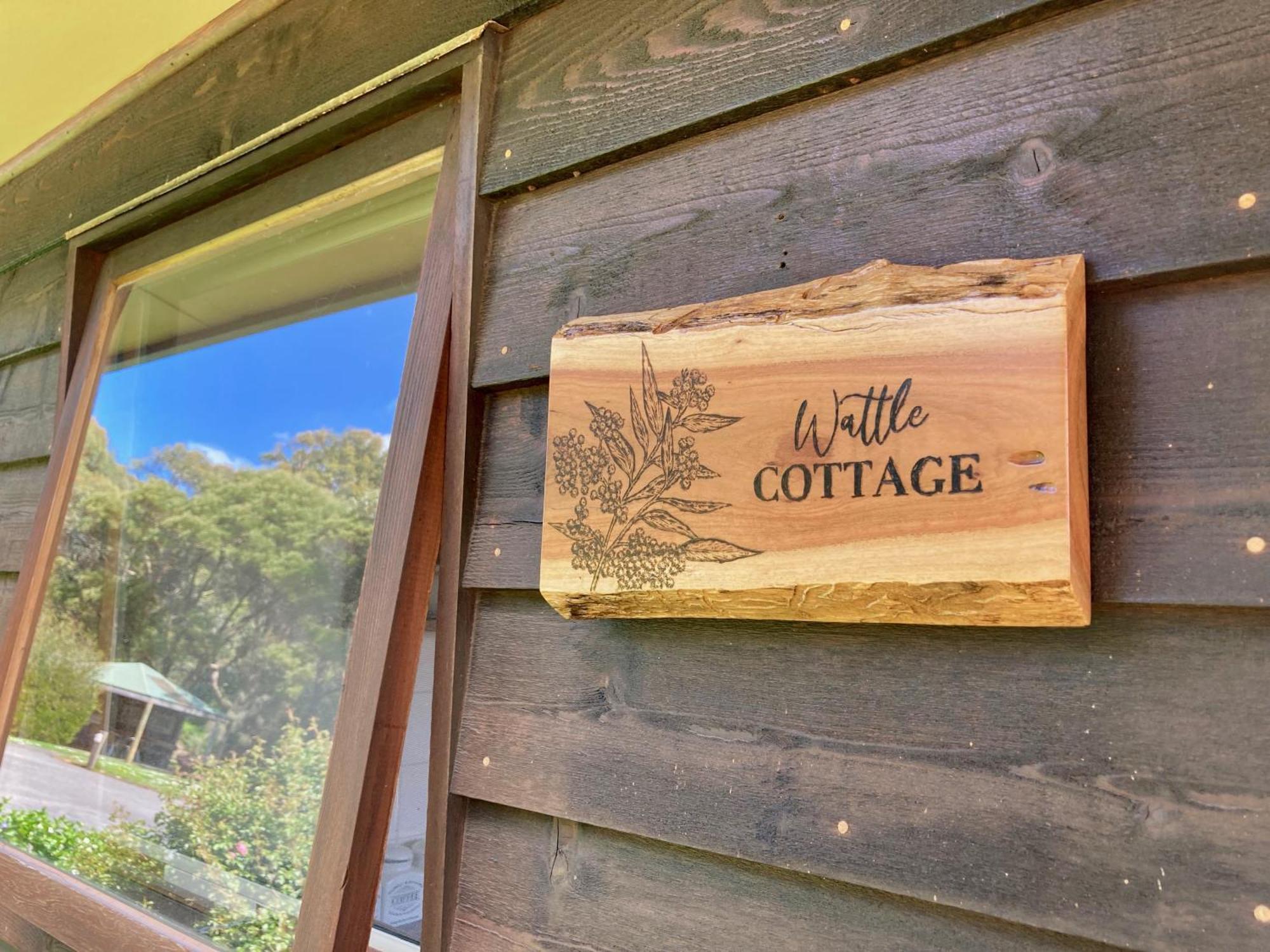 Daysy Hill Country Cottages Port Campbell Zimmer foto
